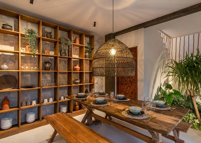 Casa Galicia - Spacious 7br Villa, Pool & Sunset Rooftop Villa *