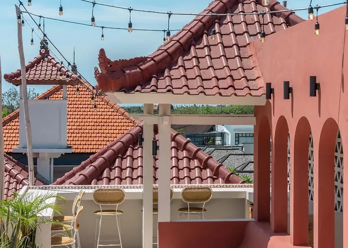 Villa Casa Galicia - Spacious 7br Villa, Pool & Sunset Rooftop Canggu (Bali)
