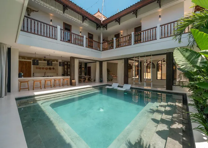 Casa Galicia - Spacious 7br Villa, Pool & Sunset Rooftop