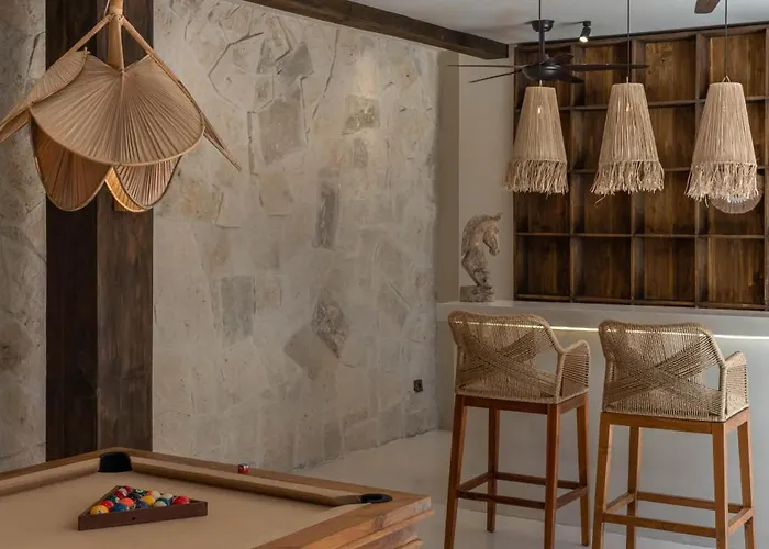 Casa Galicia - Spacious 7br Villa, Pool & Sunset Rooftop