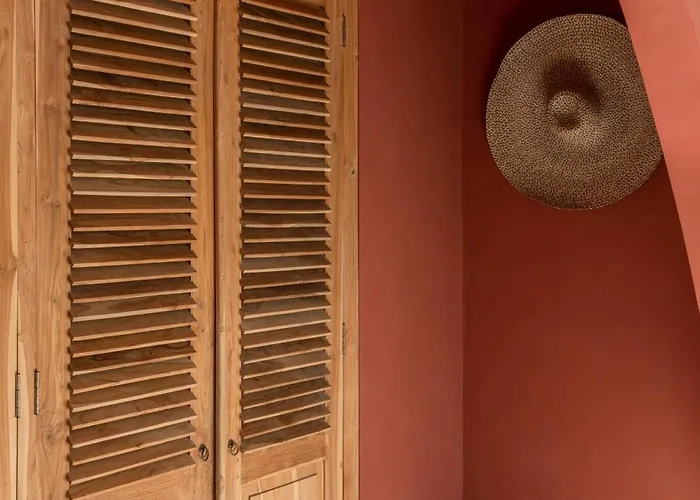Casa Galicia - Spacious 7br Villa, Pool & Sunset Rooftop Villa Canggu (Bali)