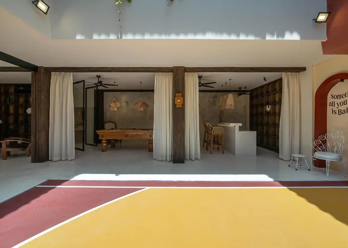 Casa Galicia - Spacious 7br Villa, Pool & Sunset Rooftop Villa